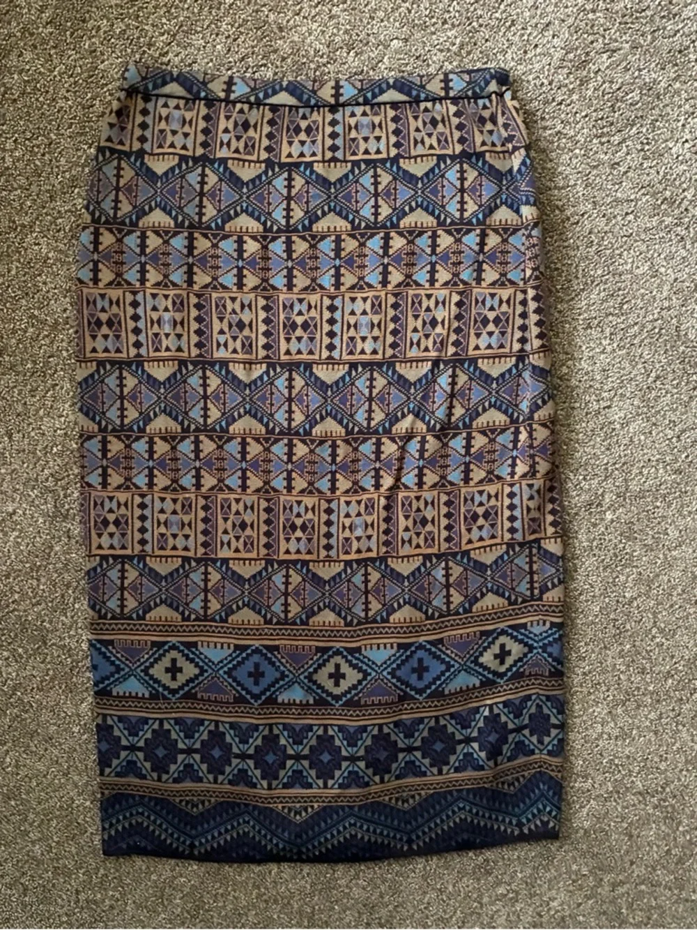 Peruvian Connection Maxi Skirt, Size Large, Geometric Jacquard Knit Pattern - Picture 4 of 4